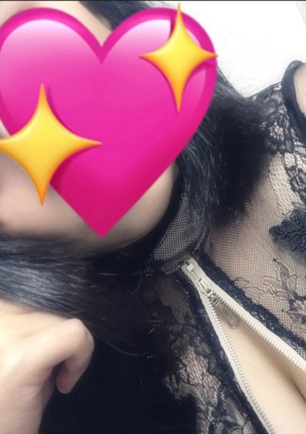 人妻の秘密 成田 新人さき