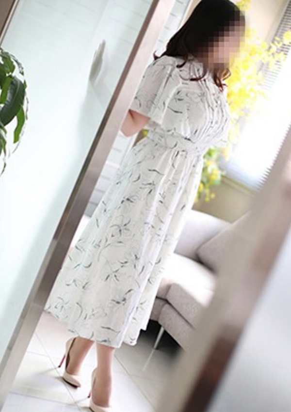 人妻出逢い会 百合の園 池袋店 緋波(ひなみ)