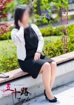 山岡乃里子
