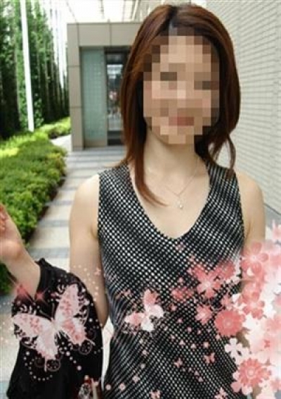 デリヘル名古屋 かよい妻 まみ 淫乱潮吹き妻