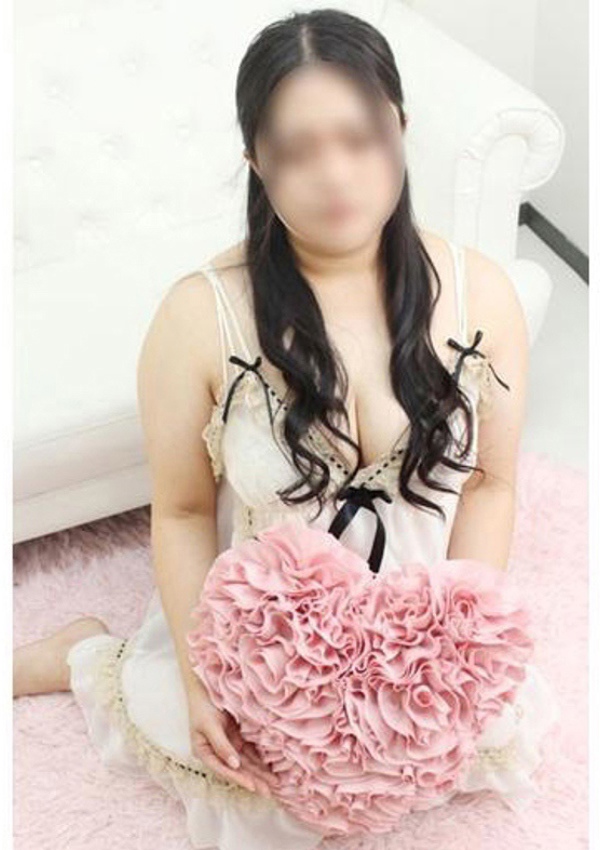 大阪ぽっちゃり妻 十三店 滝山はるか