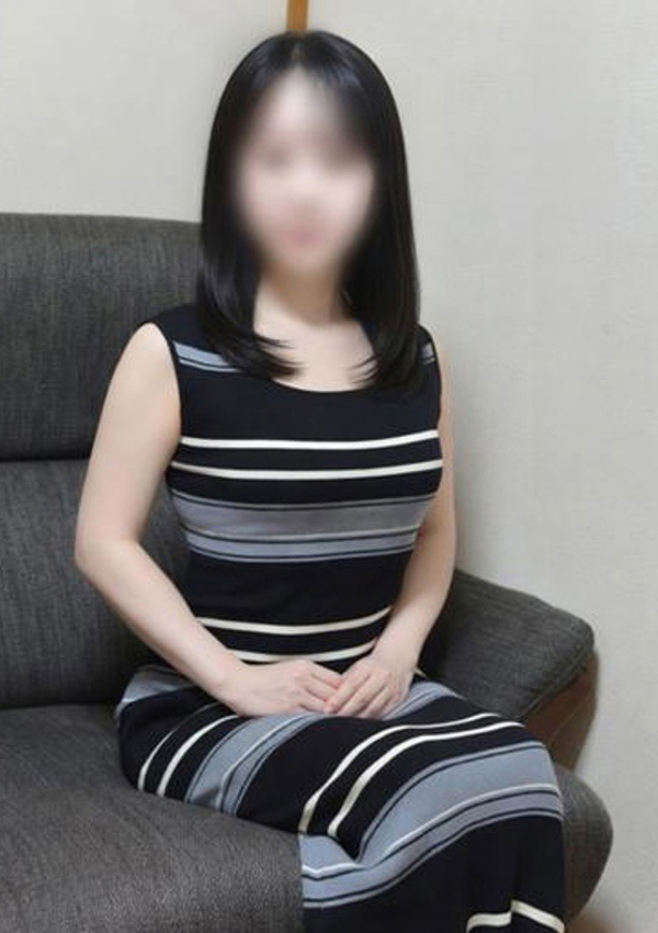 30代40代50代と遊ぶなら博多人妻専科24時 乾井 こころ