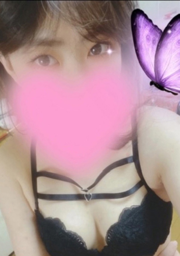 素人御奉仕倶楽部 Hips西川口店 せな