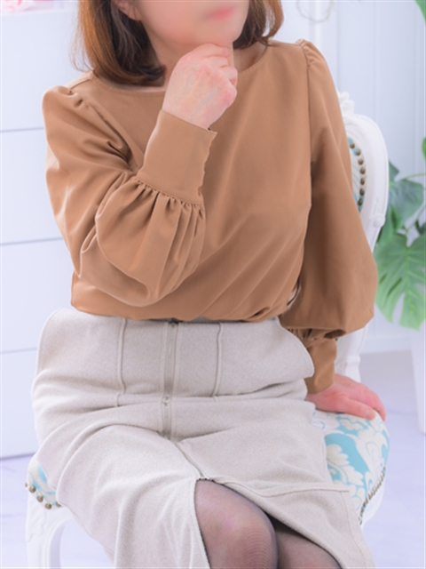 人妻専門ミセスレヴォアール 岡本まちこ