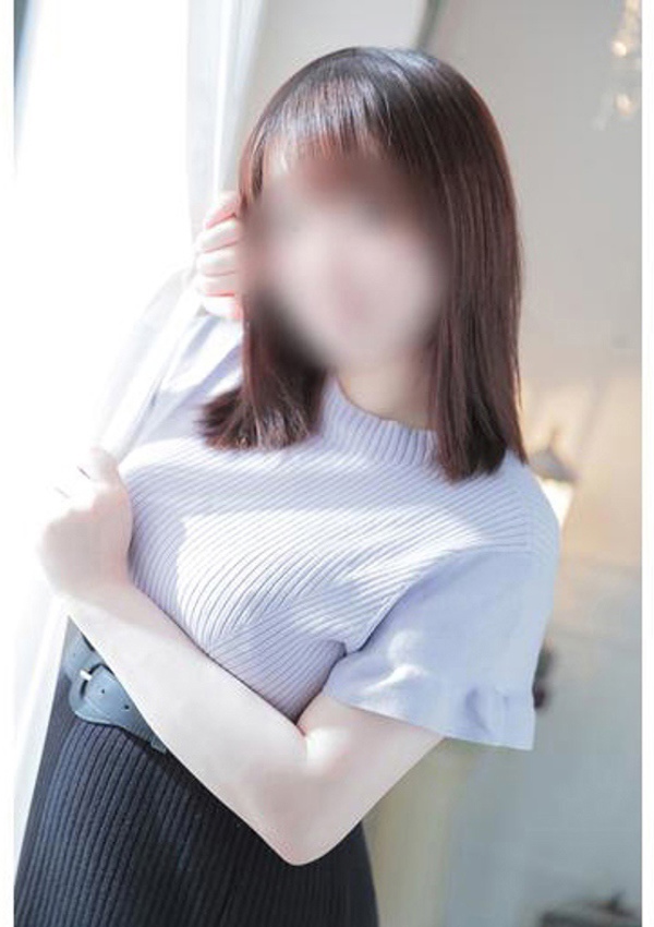 淫乱OL派遣商社 斉藤商事 山名 しおり