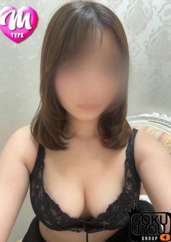 縛られた僕は極上な痴女たちの性奴隷 ちなつ