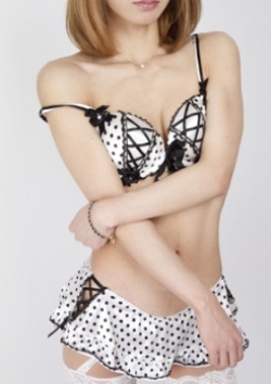 越谷人妻アルバイト倶楽部 りほ