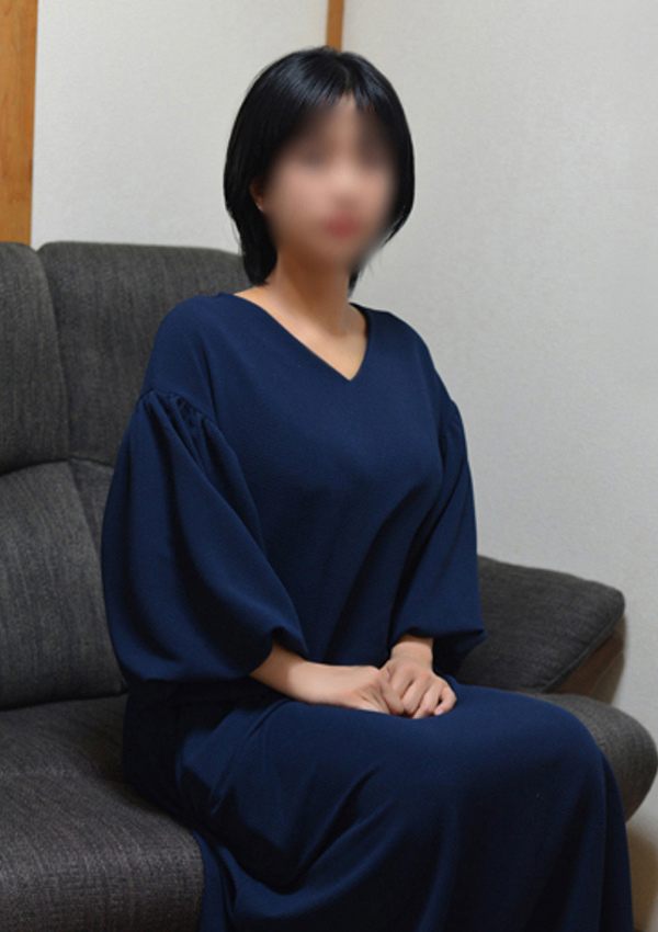 30代40代50代と遊ぶなら博多人妻専科24時 三上 さな