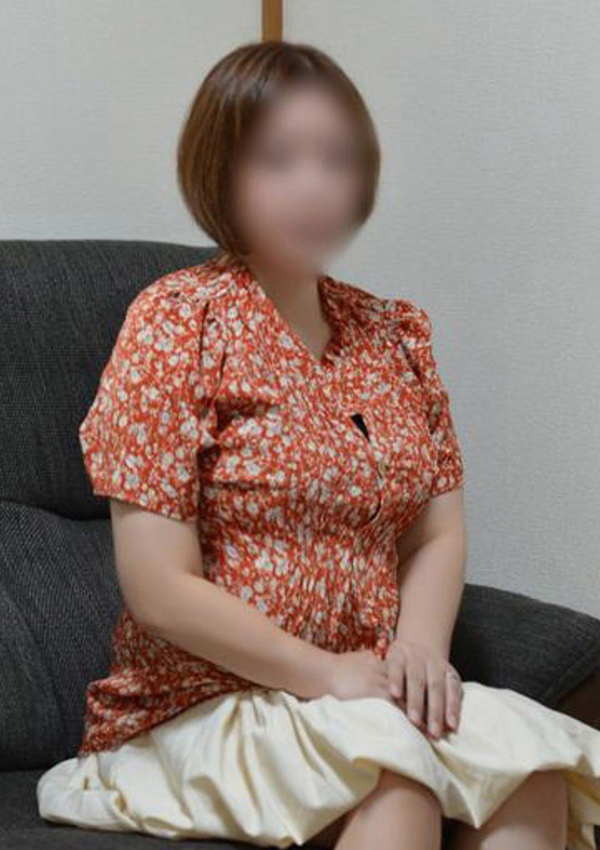 30代40代50代と遊ぶなら博多人妻専科24時 佐伯 あやみ
