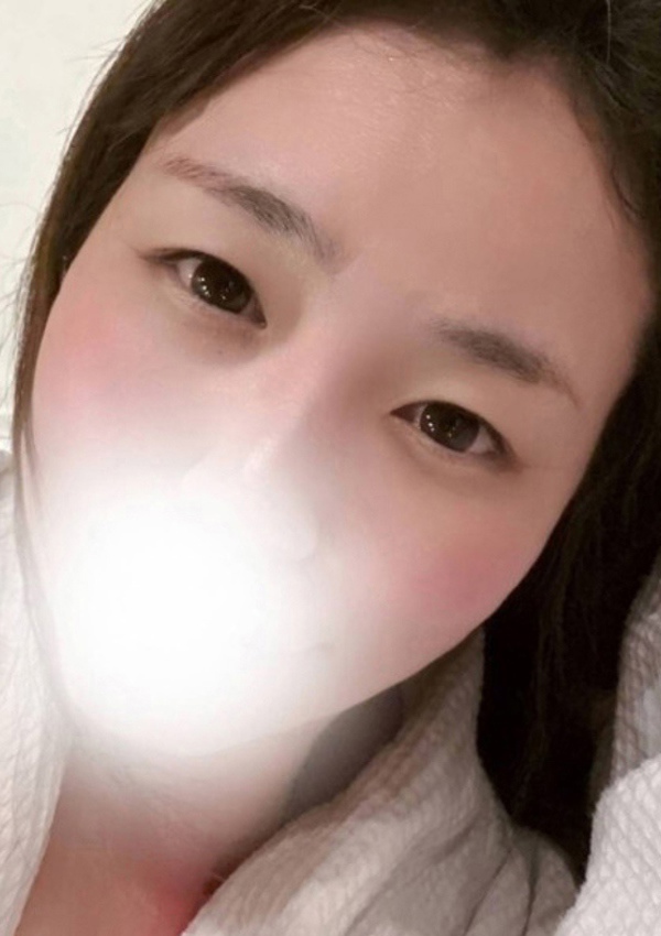 人妻の秘密 成田 体験新人りこ