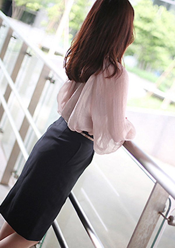 人妻出逢い会 百合の園 品川店 絵美香(えみか)