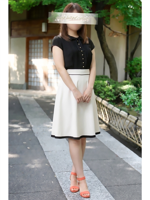 上野人妻城 由利(ゆり)