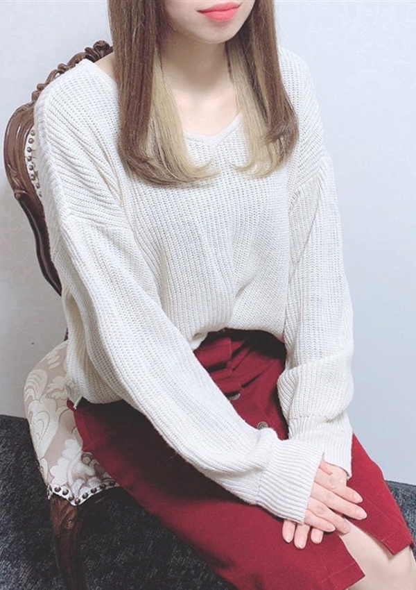 春日部デリヘル 若妻淫乱倶楽部 みな