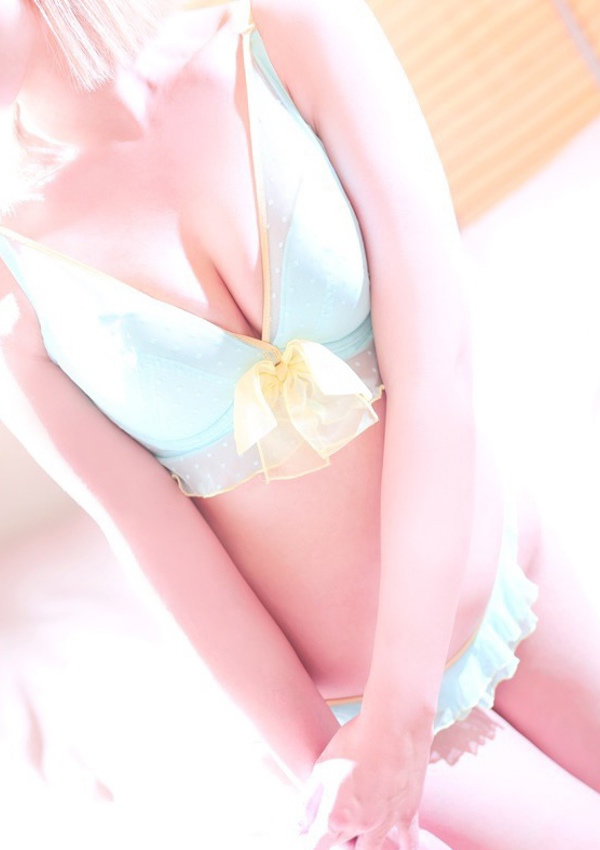 素人妻御奉仕倶楽部 Hips松戸店 りのん