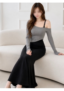 スーパーモデル級の完成度を誇る―― 『えれな（28）』極上スレンダー美女。 [01:04]